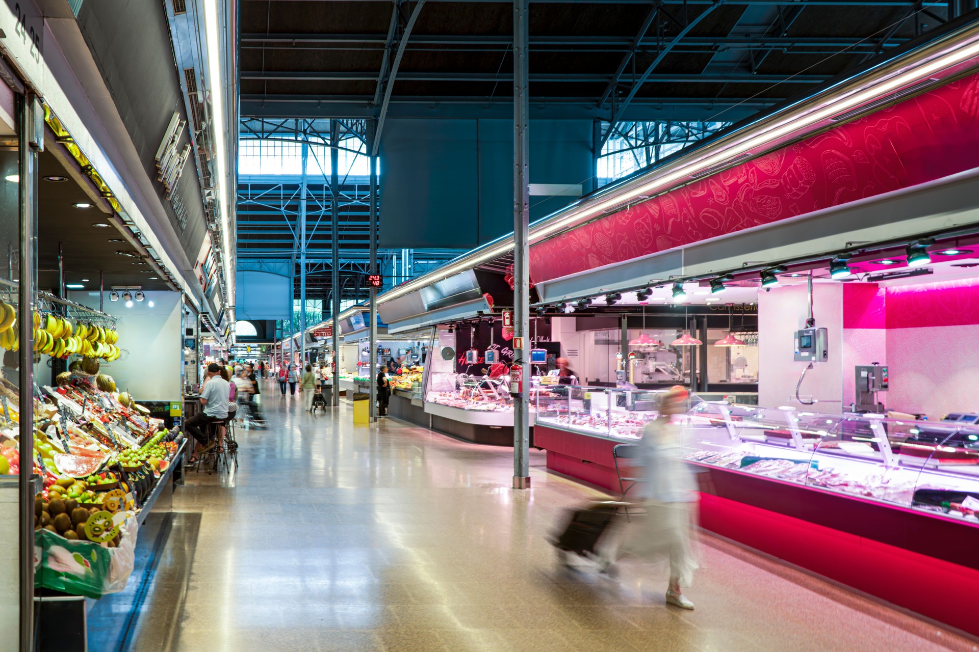 Urban Public  Market Life: Secured and Vibrant